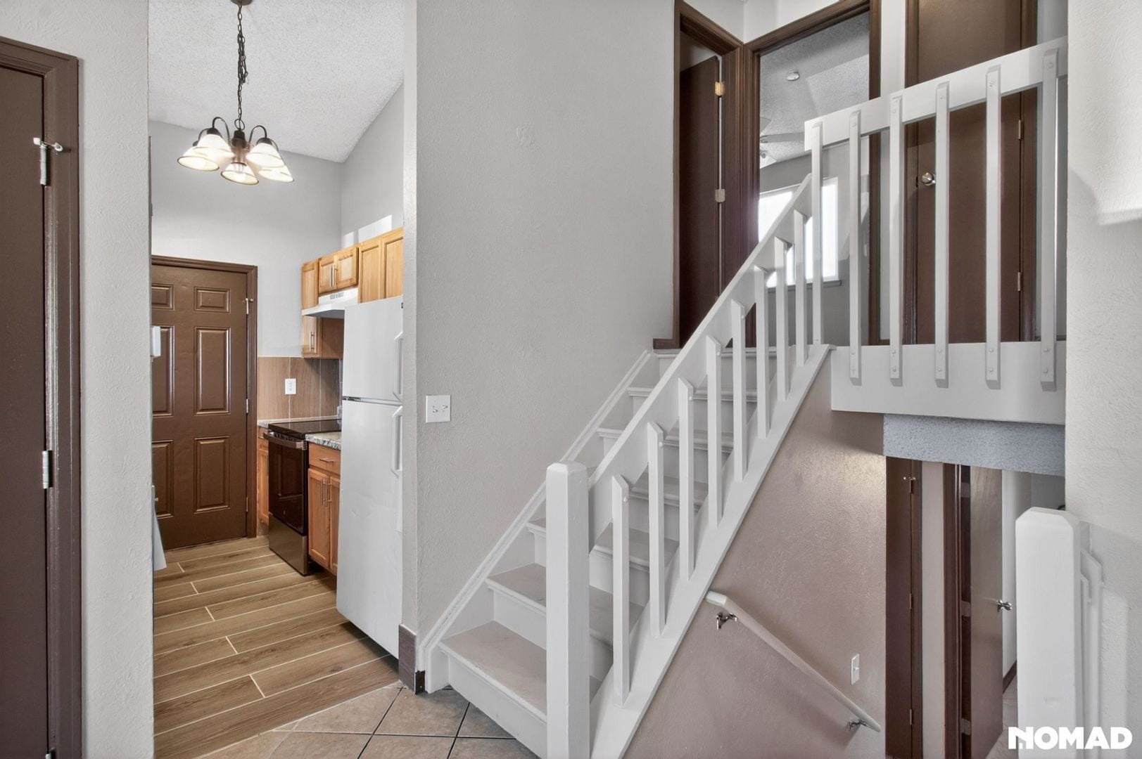 Building Photo - 17465 E Plateau Dr