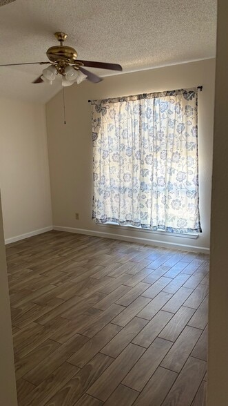 Building Photo - 1309 Monte Vista Dr