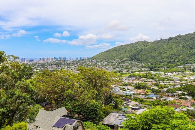 Building Photo - 3368A Anoai Pl