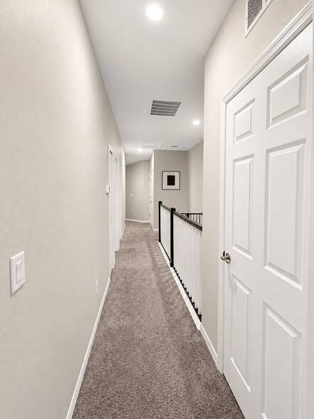 Building Photo - 2460 Stapleford Pl