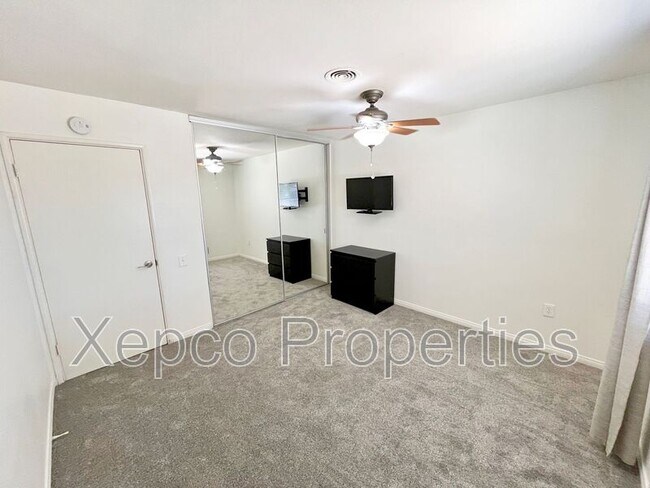 Building Photo - 77665 Michigan Dr