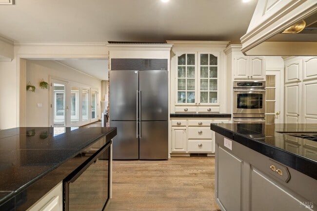 Building Photo - 470 Eastin Dr