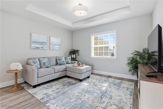 Building Photo - 1723 SW 31st Ln