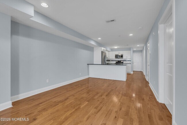 Building Photo - 1136 Ocean Ave