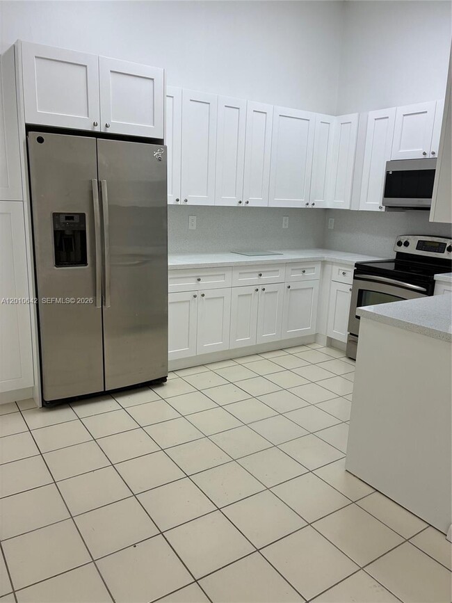 Building Photo - 7640 SW 153rd Ct