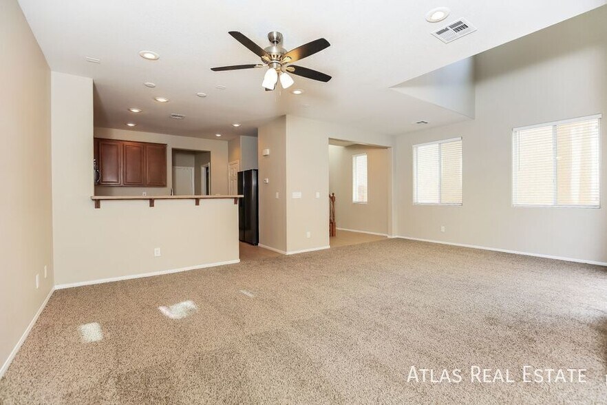 Building Photo - 9263 Moonlight Nest Ln