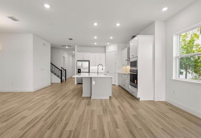 Building Photo - 9930 Ballast Dr