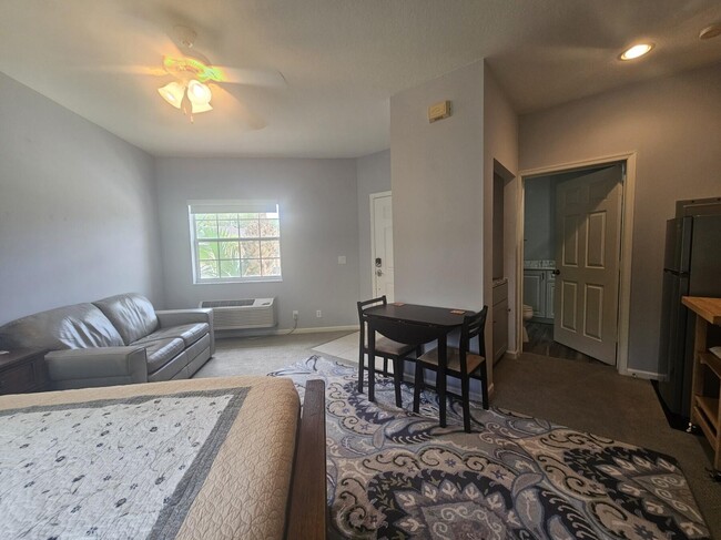 Building Photo - 8022 Carnoustie Pl