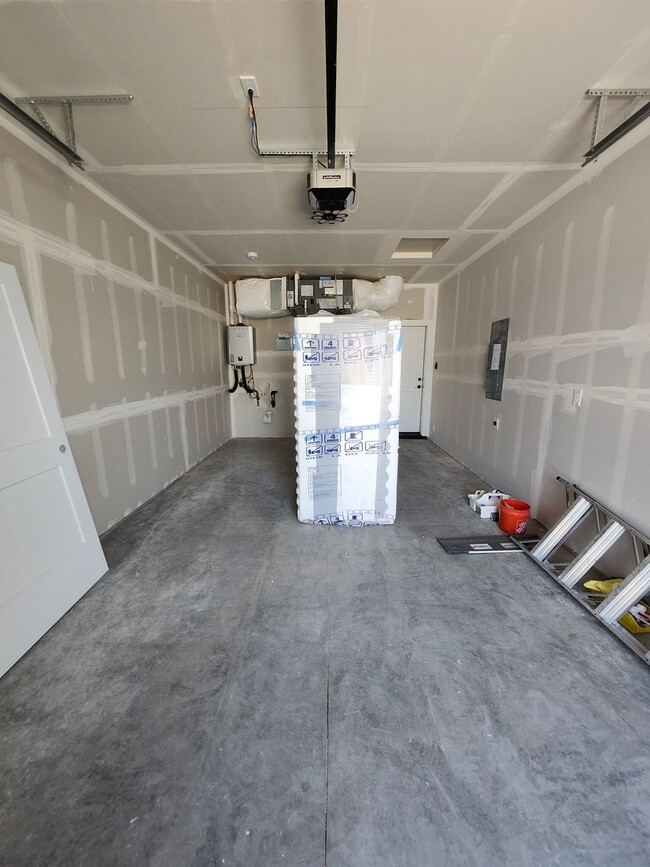 Building Photo - Gorgeous NEW CONSTRUCTION! w/Smart Home Te...