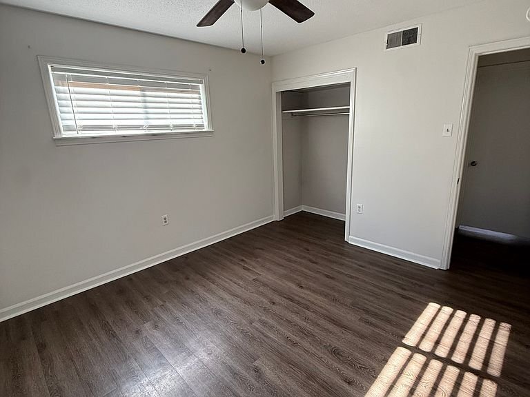 Building Photo - 7176 Pam Dr