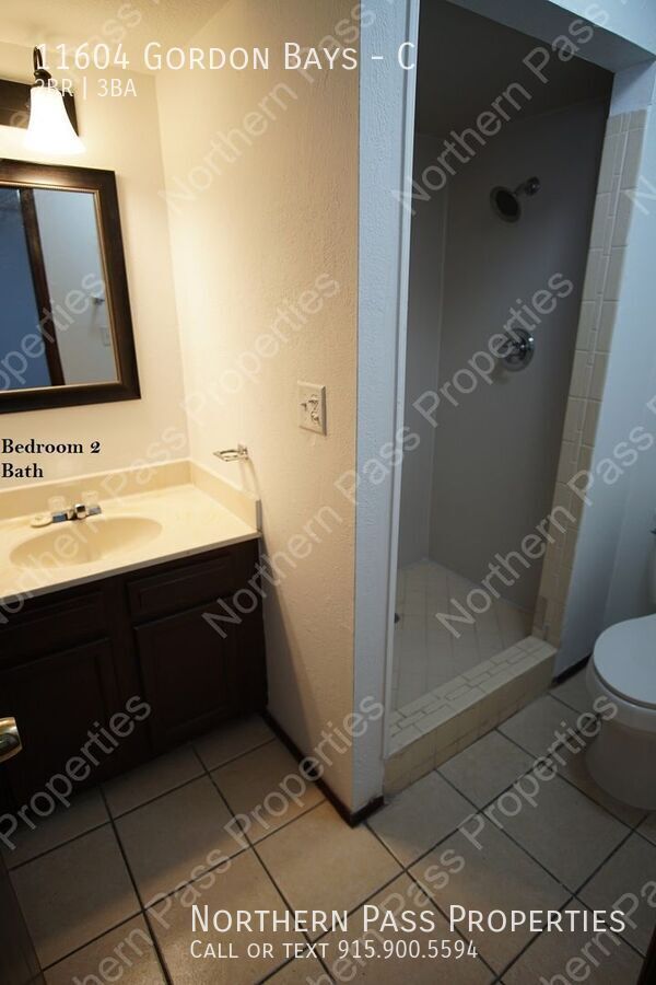 Building Photo - 11604 Gordon Bays Way