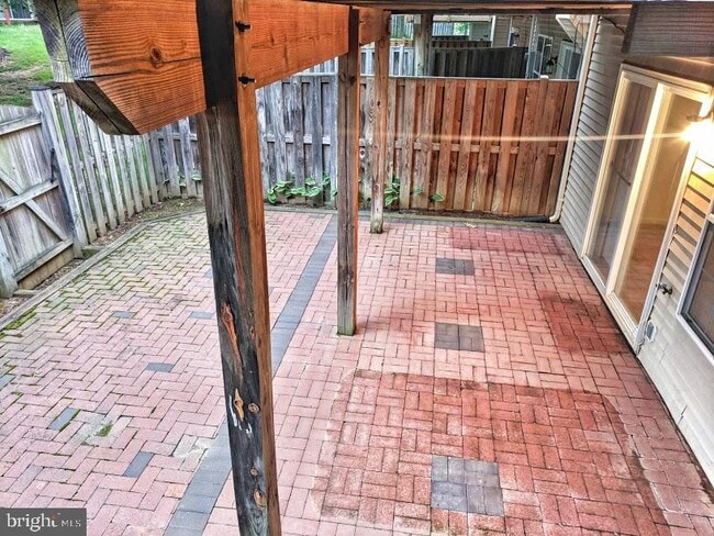 Building Photo - 6651 Kelsey Point Cir