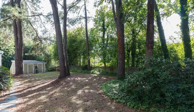 Building Photo - Great Renovated Duplex Flat for rent in We...