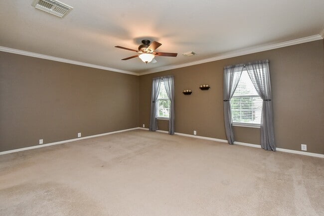 Building Photo - 11911 Brantley Haven Dr