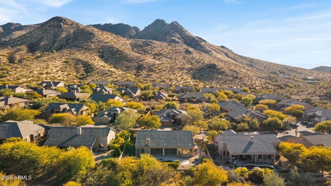 Building Photo - 11732 E Sand Hills Rd