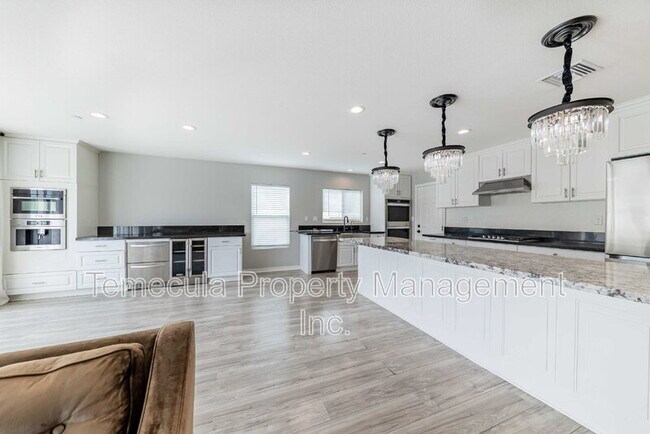 Building Photo - 28245 Digger Ln