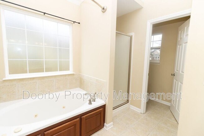 Building Photo - 5755 Caney Ridge Cir