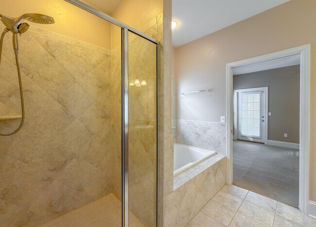 Building Photo - 1946 Sagebrook Dr