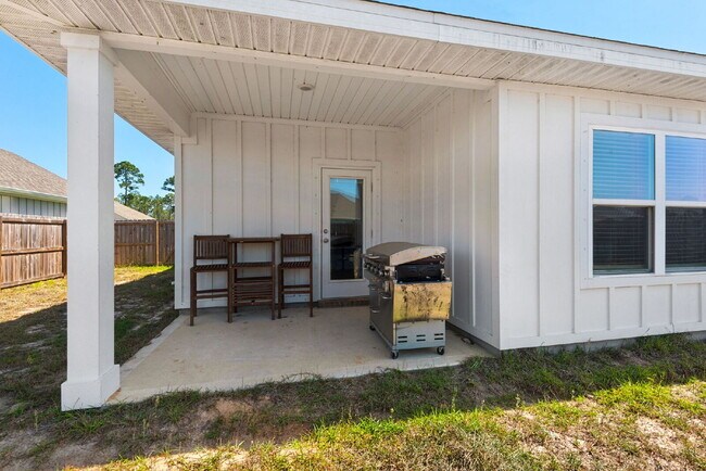 Building Photo - 6539 Forest Bay Ave