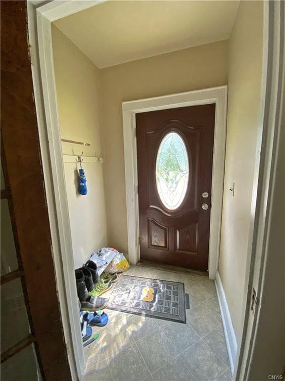 Building Photo - 208 Bassett St