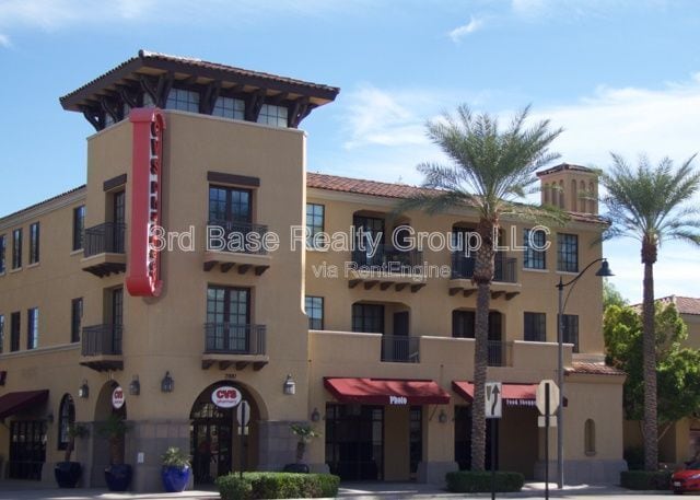 Building Photo - 4442 N Jackson Ct