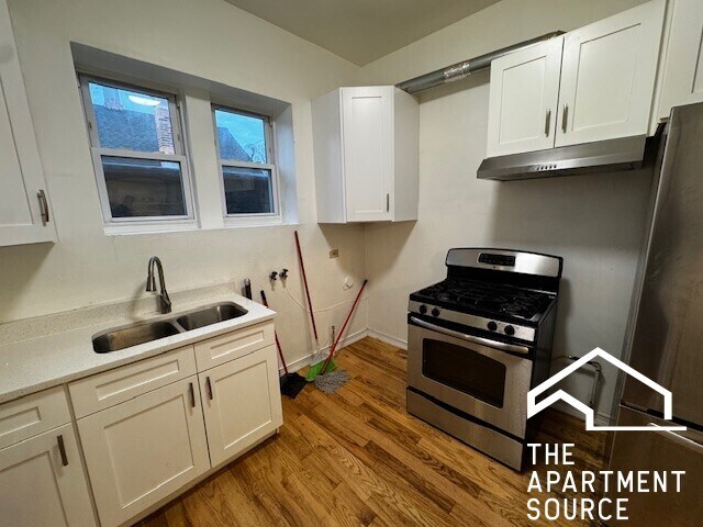 Building Photo - 3248 W 25th St