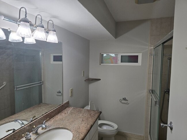 Building Photo - Rental in Anaheim
