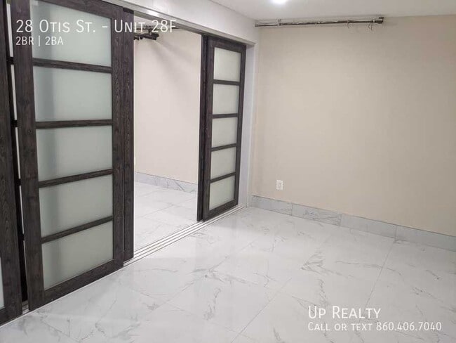 Building Photo - 28 Otis St