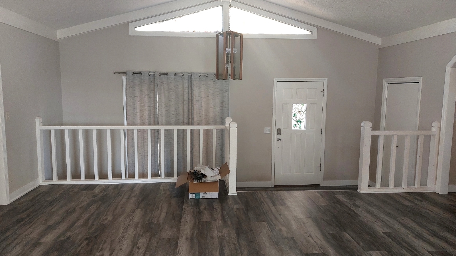 Building Photo - 866 S 156th Ave