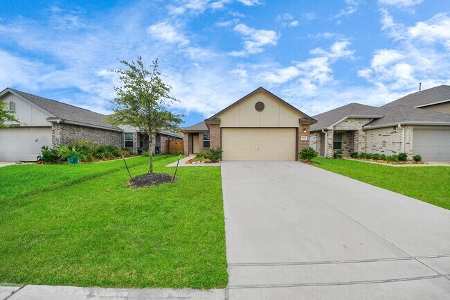 Building Photo - 32615 Orchard Haze Dr