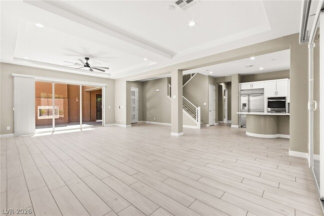 Building Photo - 10314 Apache Blue Ave