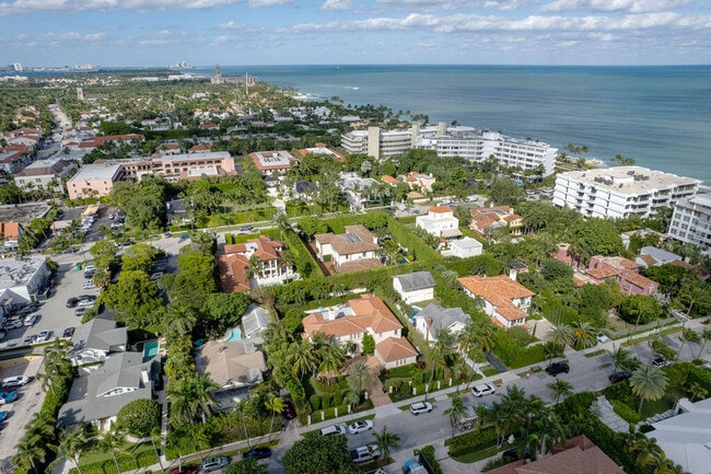 Building Photo - 141 Australian Ave