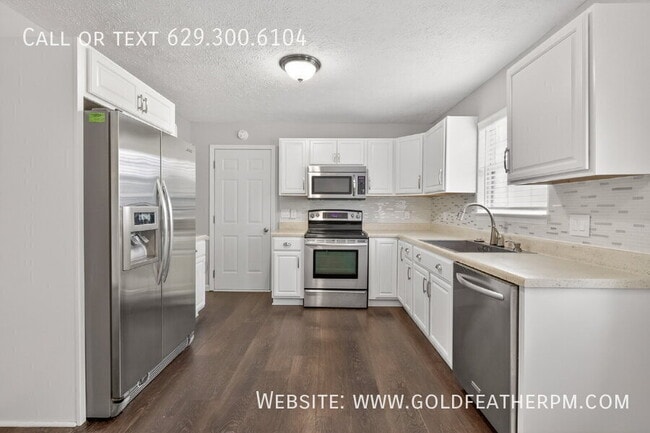 Building Photo - 3016 Pellas Pl