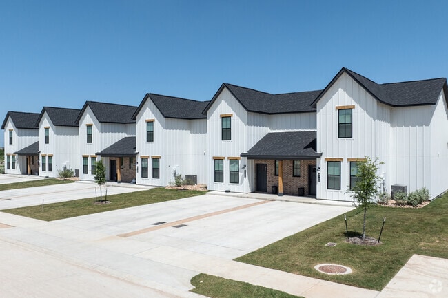 Building Photo - Charleston Mills Luxury Townhomes