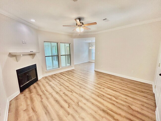 Building Photo - Beautiful New Construction Home in St. Gab...