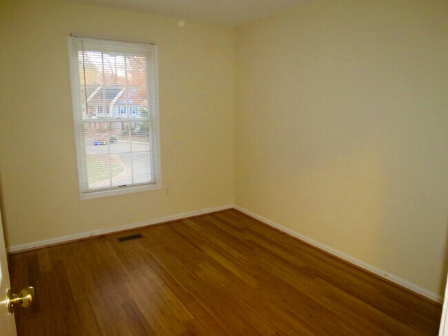 Building Photo - 13671 Cedar Creek Ln