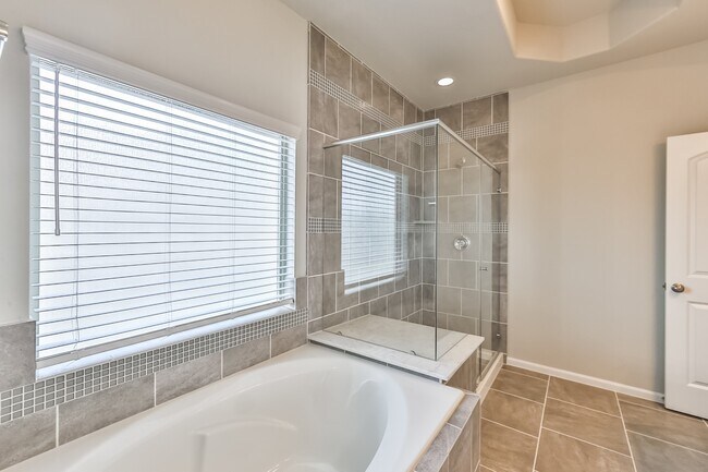 Building Photo - 10828 Brittmoore Oaks Pl