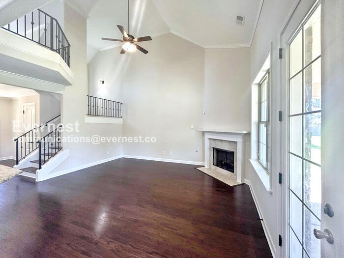 Building Photo - 2375 Red Vintage Ln