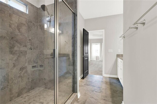 Building Photo - 309 Trappers Bluff