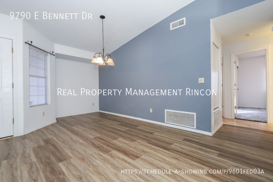 Building Photo - 9790 E Bennett Dr