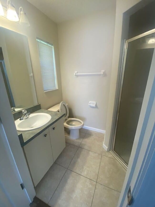 Building Photo - 1 Ryarbor Dr