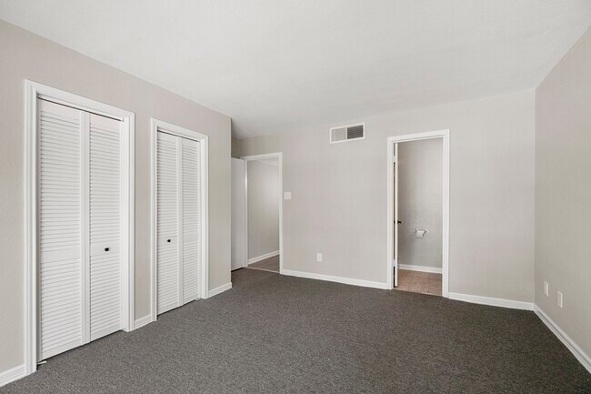 Building Photo - 5050 Ambassador Way