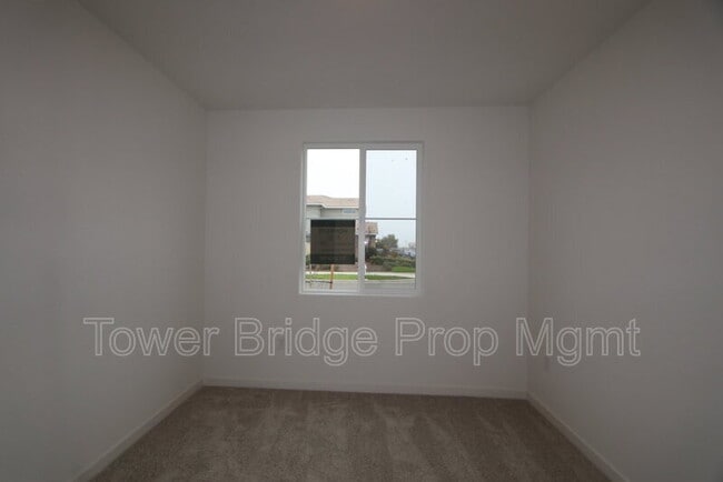 Building Photo - 4249 Privas Wy