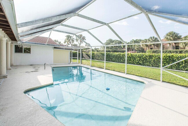 Building Photo - 2289 Windsor Rd