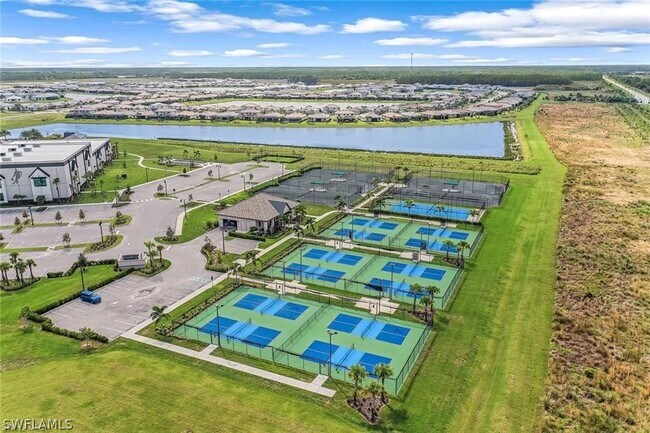 Building Photo - 19600 Hinkley Dr