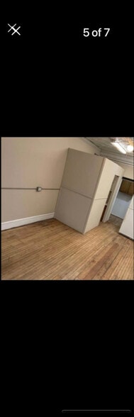 Building Photo - 4220 S Beaumont Ave