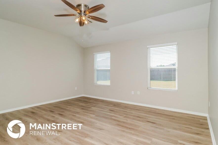 Building Photo - 13200 Beekman Dr