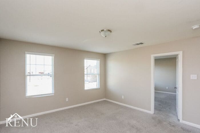 Building Photo - 6040 Mojave Dr