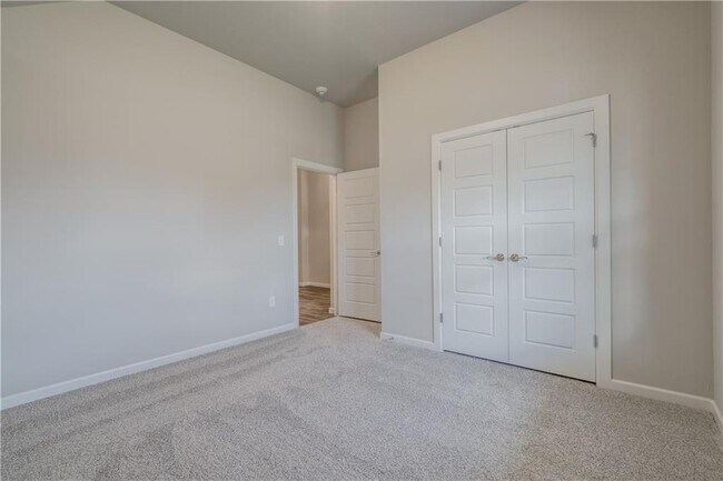 Building Photo - 6601 NW 150th Terrace