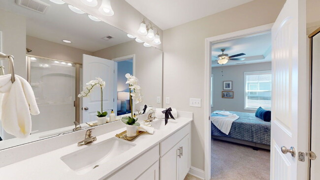 Building Photo - 2609 Sailor Rose Ln